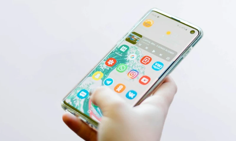 App Móvil de Autoservicio y Reservas para Clientes